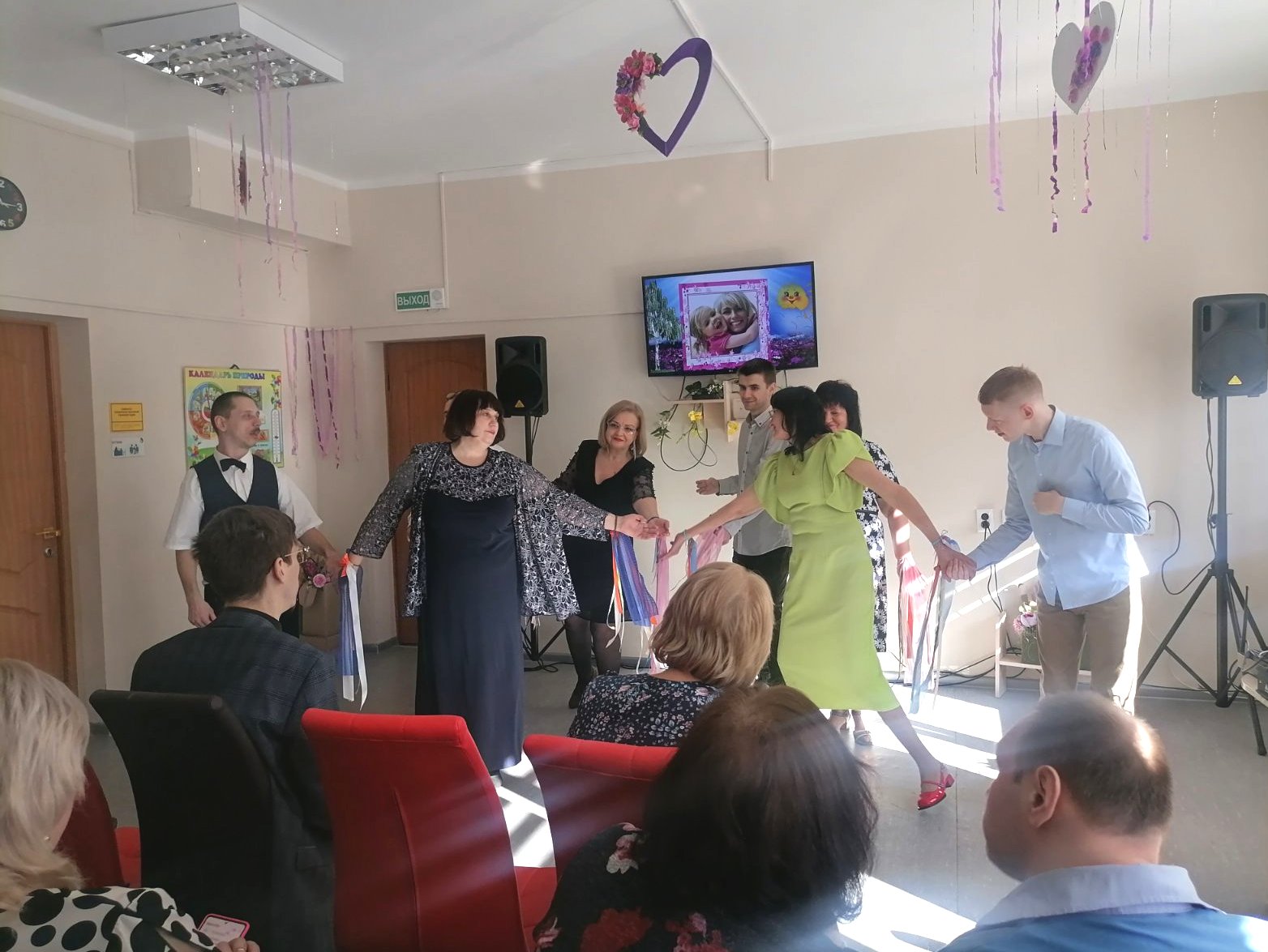 Праздничный концерт «Мы, женщины, – великая сила!»  